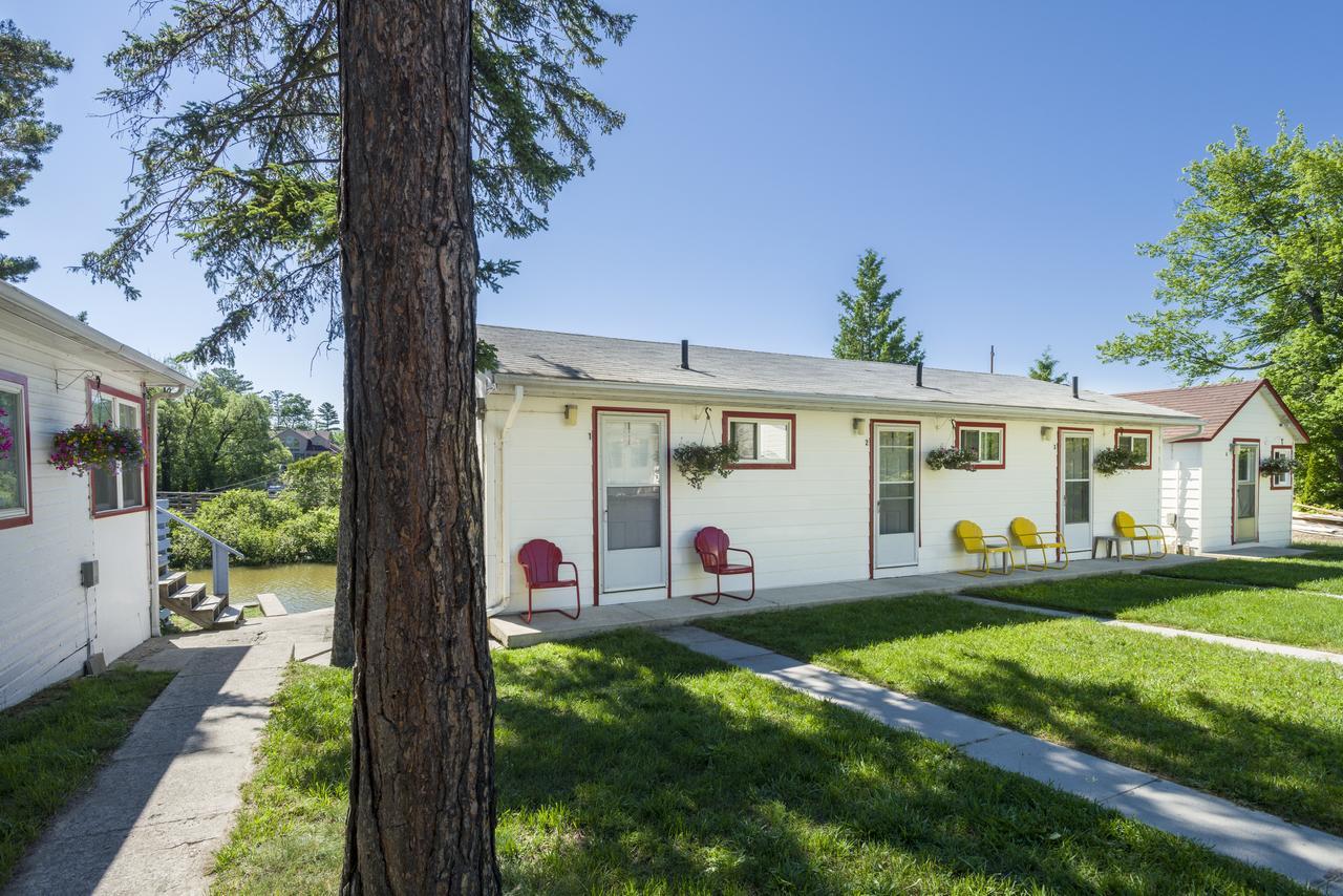 Hollywood Cottages Wasaga Beach Dış mekan fotoğraf